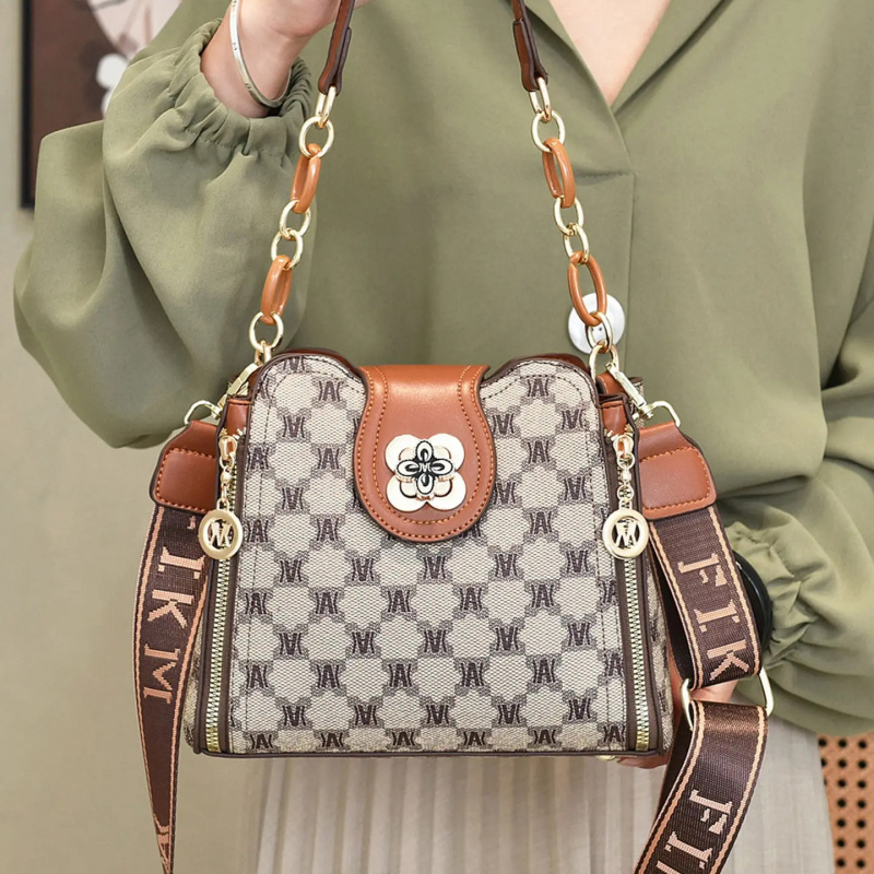 حقيبة كتف مطبوعة بتصميم عتيق،  - مراجعة Women'S Work Fashion وسعره