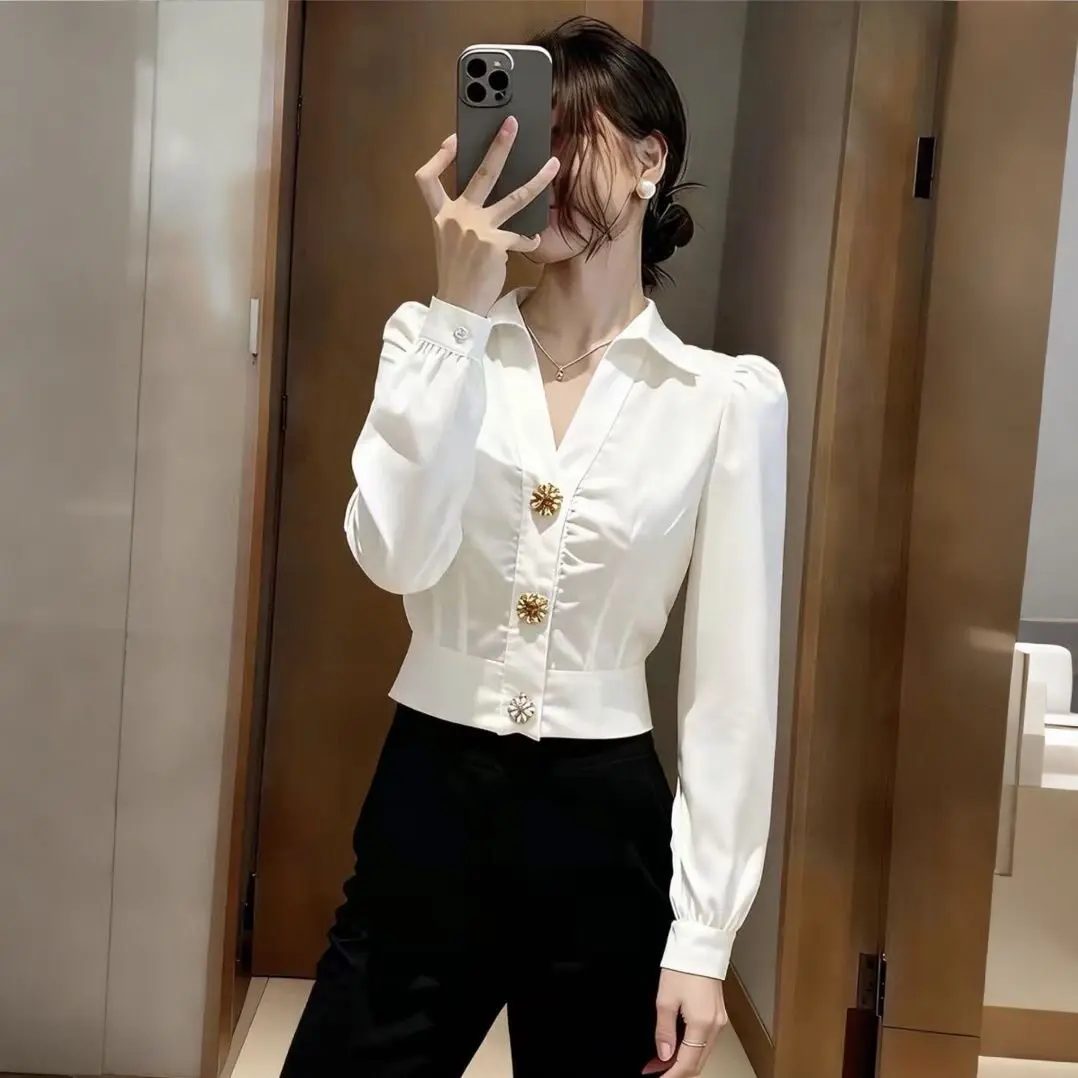 قميص أبيض أنيق برقبة على شكل V - مراجعة Women Formal Wear White Shirt وسعره