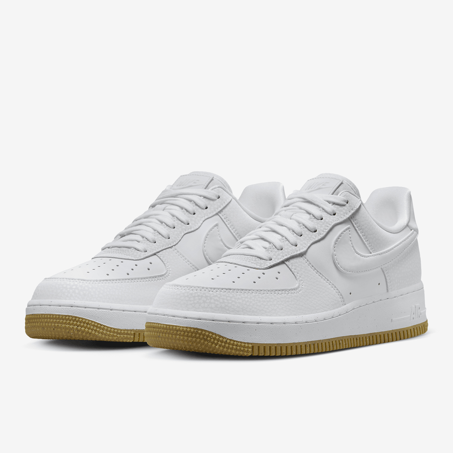 حذاء رياضي نسائي من Nike Air F - مراجعة Nike Shoes Air Force 1 وسعره