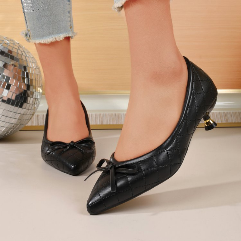 كعب كيتن مدبب مقدمه فيونكه فين - مراجعة Women'S Work Fashion وسعره