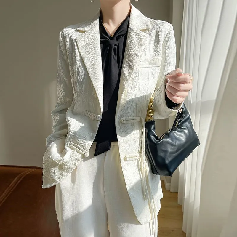 جاكيت بليزر نسائي أبيض منقوش ب - مراجعة Women Formal Wear With Blazer وسعره