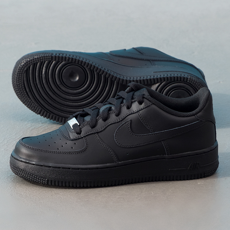 أحذية نسائية من نايكي (Nike) ط - مراجعة Nike Shoes Air Force 1 وسعره